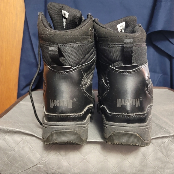 Magnum Viper Zip Boots. Size 12.  (806) - Picture 8 of 9